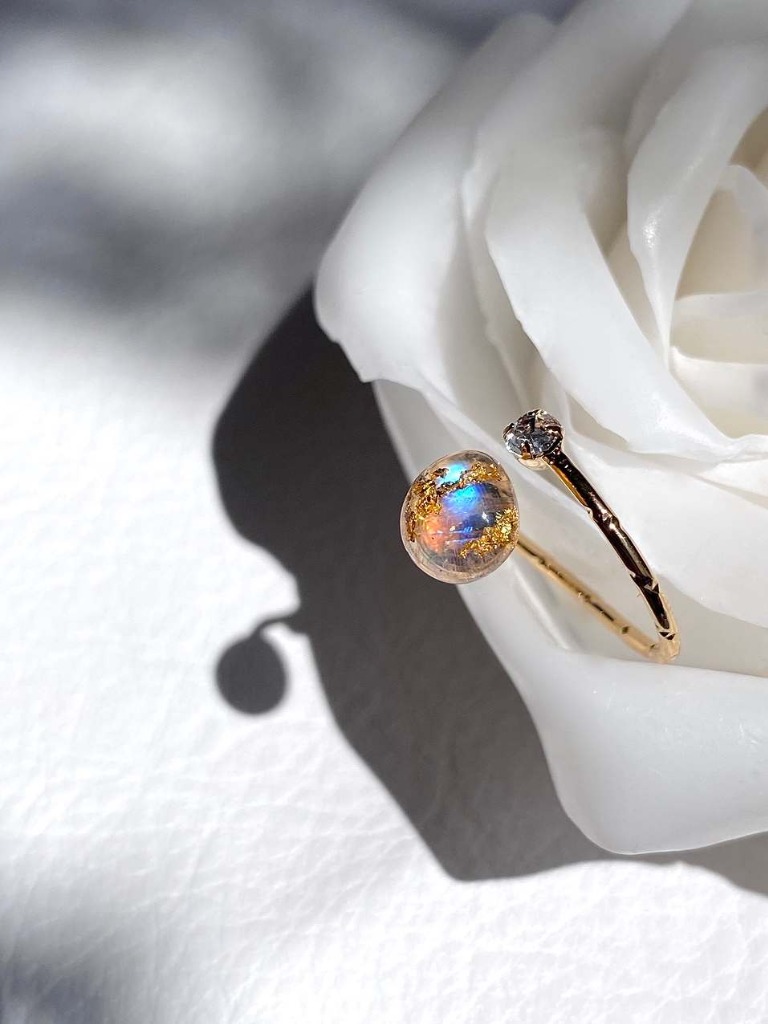 ハンドメイドアクセサリー制作・販売